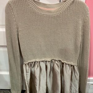 I am selling my the clothes that I don’t use anymore more, to donate to families